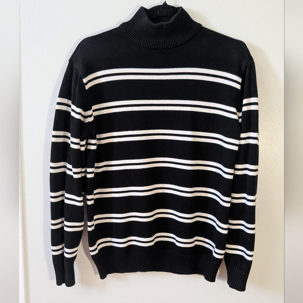 Pull&Bear Black and White Striped Crewneck Sweater Size M